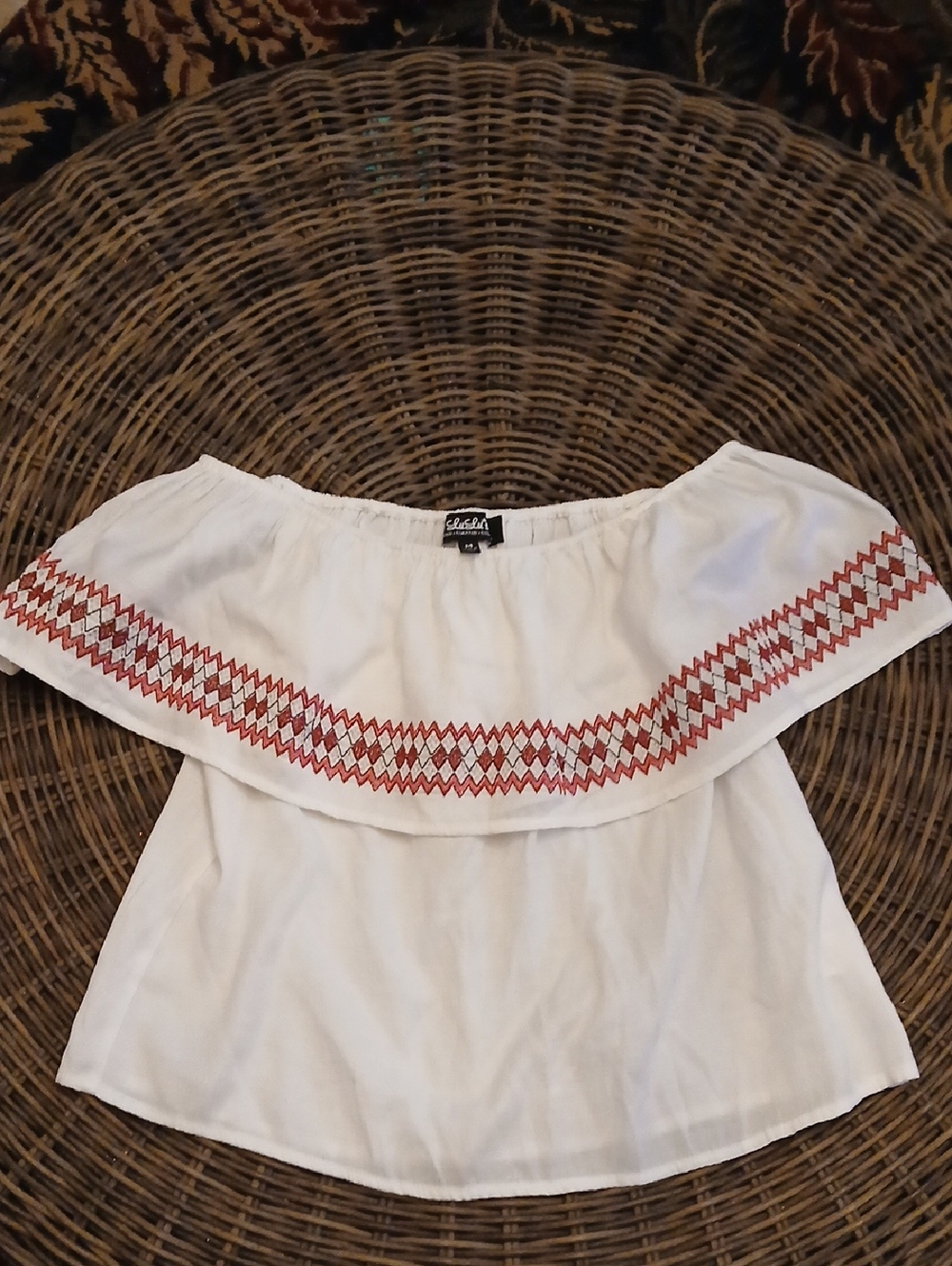Lulu's Boho Off-the-Shoulder Embroidered Top -White/Red -Size :Medium